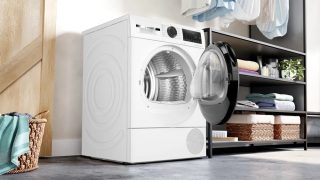 Сушилня Bosch WQG24501BY SER6 Tumble dryer with heat pump 9kg D