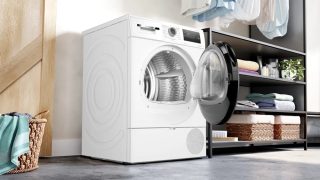 Сушилня Bosch WTH85221BY SER4