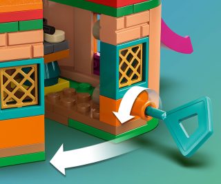 LEGO® Disney 43261 - Миникъща от „Енканто“