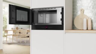 Микровълнова печка Bosch BFL7221B1