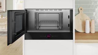 Микровълнова печка Bosch BEL7321B1