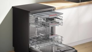 Съдомиялна Bosch SMS4EMC06E SER4 Free-standing dishwasher