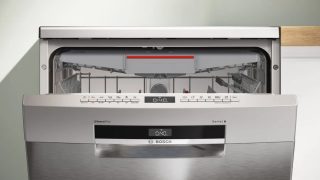 Съдомиялна Bosch SMS6ECI15E SER6 Free-standing dishwasher