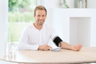 Апарат за кръвно налягане Beurer BM 35 Upper arm blood monitor