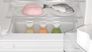 Хладилник Bosch KUR21VFE0 SER4 Undercounter refrigerator