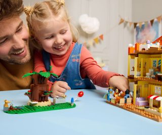LEGO® Bluey 11203 - Семейната къща на Блуи