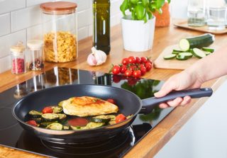 Комплект тигани и тенджери Tefal G713SB45, DAILY COOK Set 11 pcs