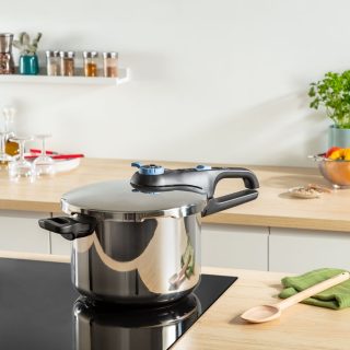 Tefal P2584401, готварска тенджера под налягане Secure 8L Aqua Blue