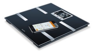 Beurer BF 720 BT диагностичен кантар за баня, черен