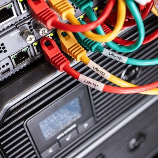 Преносима индустриална етикираща система Brother PT-E560BTVP