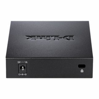 D-Link 5-портов 10/100 комутатор с метален корпус за настолен монтаж