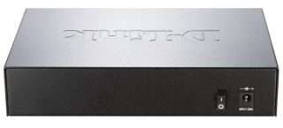 D-Link 8-портов 10/100/1000 настолен комутатор с 4 PoE порта