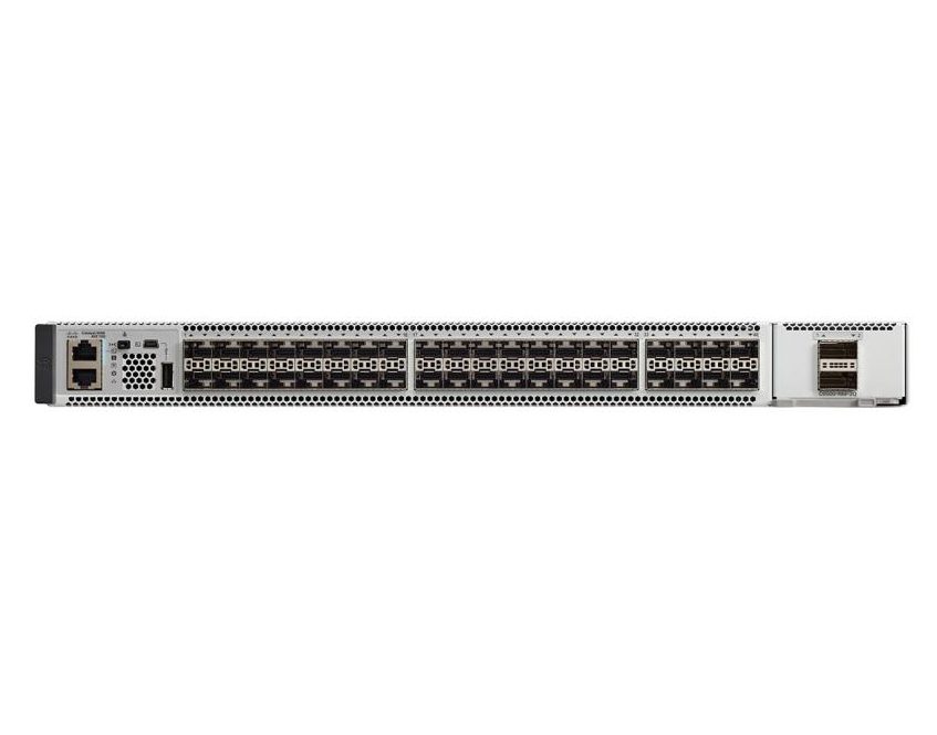 Cisco Catalyst 9500 40-портов 10G суич, NW Ess. License