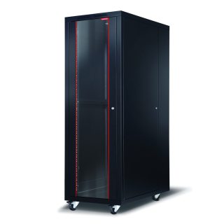 Formrack 19" свободностоящ шкаф 36U 600/1000mm, височина: 1831 mm, товароносимост: 600 kg, предна врата от закалено стъкло, отваряеми заключващи се страни и заден панел (не включва група ролки/крака)