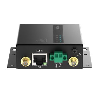 D-Link 5G M2M PoE модем, 1x 2.5Gigabit Ethernet, (вкл. 1x PoE 802.3at порт)