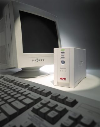 APC Back-UPS CS 350VA, USB or serial connectivity