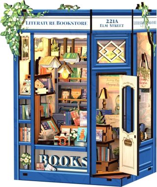 Сглобяем модел CuteBee - Literature Bookstore