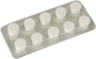 Комплект за поддръжка Krups XS530010 (2 пакета препарат за отстраняване на котлен камък, 10 почистващи таблетки, 1 сменяем филтър)
