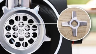 Bosch MFWS440B Месомелачка – MultiPower 1900 W, планетарна предавателна кутия, 2,5 kg/min, приставка за кебап, приставка за наденица, функция обратно въртене, черен