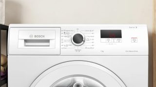 Пералня Bosch WGE02200BY, 7 kg, енергиен клас A, 1200 об/мин, бяла