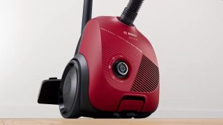 Bosch BGBS2RD1H Прахосмукачка с торбичка 3,5 л, Серия 2, 600W, 80 dB(A), червена