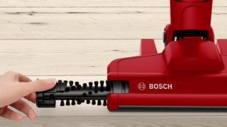 Bosch BBHF214R Безжична прахосмукачка тип пръчка, 2 в 1 Readyy'y, серия 2, 14.4V, червена