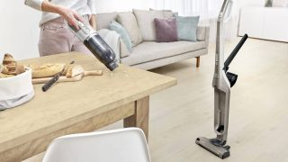 Bosch BBH3ALL23, Безжична ръчна прахосмукачка 2 в 1 Flexxo Gen2 23Vmax, Serie 4, вградени аксесоари, Кафяв
