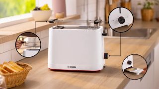 Тостер Bosch TAT3M121 MyMoment Compact, 950 W, автоматично изключване, настройка за размразяване и затопляне, разглобяема и сгъваема поставка за хлебчета, високо повдигане, матово бял
