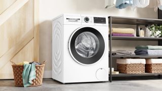 Bosch WNA13401BY SER4 Пералня със сушилня 8/5 кг, 1400 об/мин, Енергиен клас D (само пране A), Клас на центрофуга B, 1400 об/мин, Ниво на шум 70 dB, Wash & Dry 60 мин, Обем на барабана 60 л, Бял
