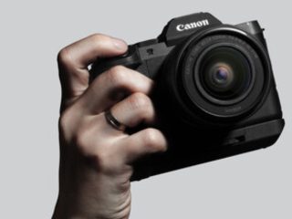 Удължаващ грип Canon EG-E2 за EOS R8 Mark II