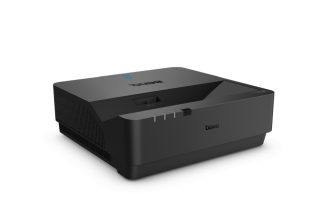 BenQ LU960UST+ ултра късофокусен лазерен симулационен проектор, WUXGA (1920x1200), 3M:1, 5200 ANSI лумена, 0.25 Throw Ratio, IP5X защита от прах, HDMI x2 вх/изх, DP, VGA вх/изх, RJ45, 3D sync вх/изх, USB, RS232, 10W високоговорител, 12kg, черен
