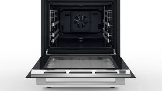 Bosch HKS79U250 SER6 електрическа свободностояща готварска печка, A, 63 л, AutoPilot 30, 3D Hotair, потъващи бутони, пиролиза+хидролиза, неръждаема стомана