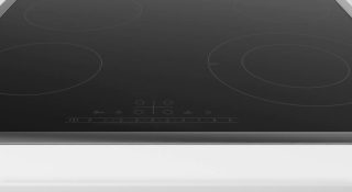 Bosch PKF645FP3E, SER6, Електрически котлон, 60 см, стъклокерамичен плот, 4 зони, 1 разширение, черен, за вграждане с рамка