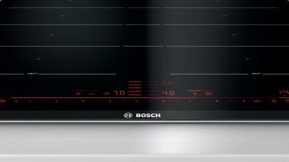 Bosch PXY675DC1E, SER8, Индукционен котлон 60 см, за вграждане с рамка, DirectSelect Premium, Extended FlexZone, PerfectFry, MoveMode, черен