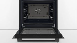 Вградена фурна Bosch HBF134EB2, серия 2, 3D HotAir, EcoClean Direct, 66 л, телескопични водачи на 1 ниво, LED дисплей с вдлъбнати бутони, 7 режима на загряване, енергиен клас A, черна