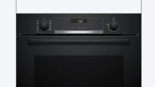 BOSCH фурна HBG536EB4, SER6, A+, ecoClean back+Hydro, 8 heat methods, AutoPilot 10, 1 ниво релса, SoftClose&SoftOpen, Air Fry поднос, черен