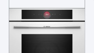 Bosch HBG7341W1, SER8, Вградена фурна 60 x 60 cm, 71 l, TFT сензорен дисплей, Дигитален контролен пръстен, Hotair Gentle, функция Air Fry, A+, Eco Clean Direct, Oven Assistant, Home Connect, Бял