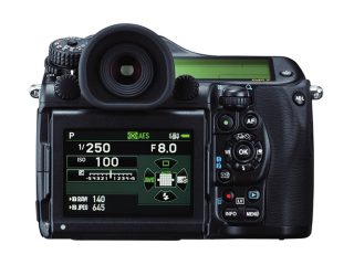 Средноформатен фотоапарат Pentax 645Z DSLR, тяло