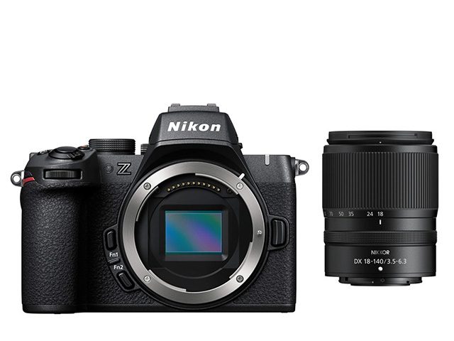 Безогледален фотоапарат Nikon Z50 II с обектив Z 18-140mm f/3.5-6.3 DX VR