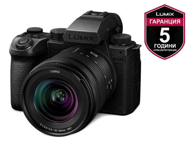 Фотоапарат Panasonic Lumix S5 IIX с обектив S 20-60mm f/3.5-5.6