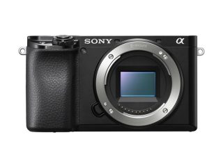 Фотоапарат Sony A6100, тяло