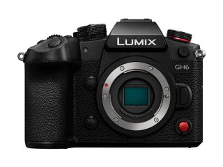 Фотоапарат Panasonic Lumix GH6, тяло
