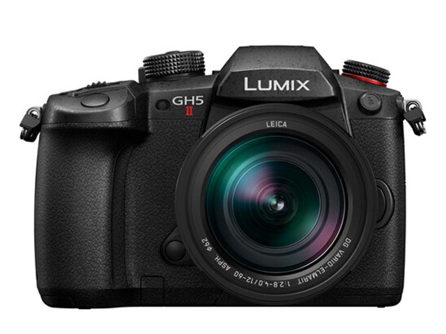 Фотоапарат Panasonic Lumix GH5 II с обектив Leica DG VARIO-ELMARIT 12-60mm / F2.8-4.0 Power OIS
