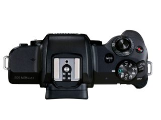 Canon EOS M50 Mark II с обектив EF-M 18-150mm F3.5-6.3 IS STM