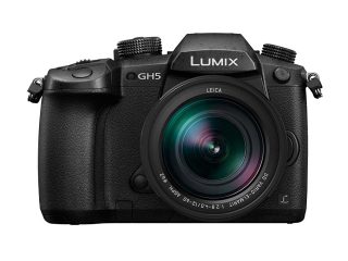 Фотоапарат Panasonic Lumix DC-GH5LEG с обектив LEICA DG VARIO-ELMARIT 12-60mm