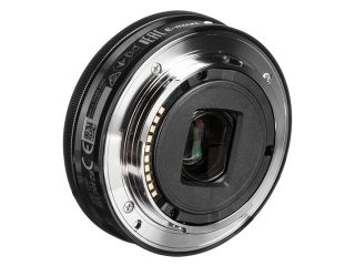 Обектив Sony SEL 20mm f/2.8