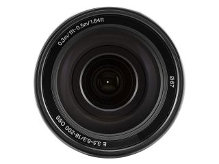 Обектив Sony SEL 18-200mm F/3.5-6.3