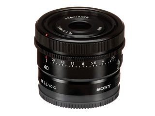 Обектив Sony FE 40mm f/2.5 G