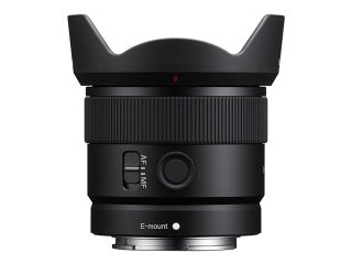 Обектив Sony SEL 11mm f/1.8
