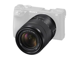 Обектив Sony SEL 18-135mm f/3.5-5.6 OSS